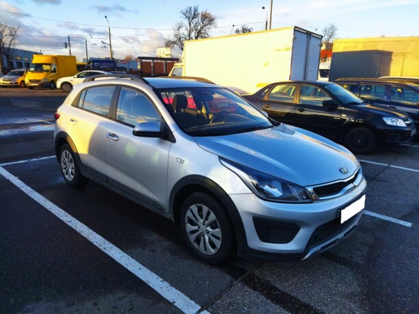Kia Rio IV X-Line, 2018 г.