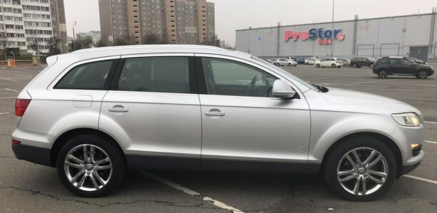 Audi Q7 4L, 7 мест, 2008 г.