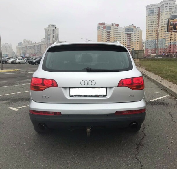 Audi Q7 4L, 7 мест, 2008 г.