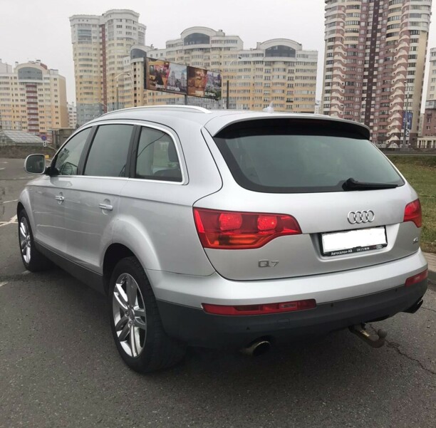 Audi Q7 4L, 7 мест, 2008 г.