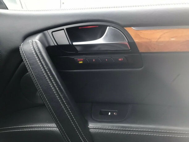 Audi Q7 4L, 7 мест, 2008 г.