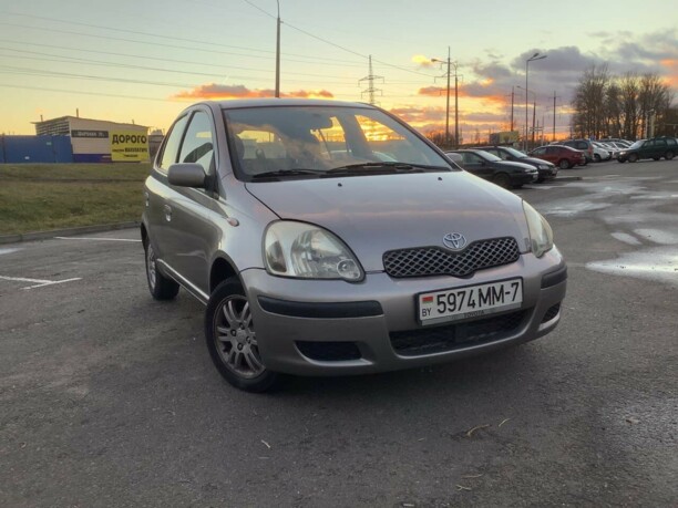 Toyota Yaris I (P1) · Рестайлинг, 2003 г.