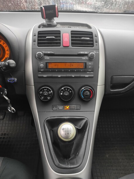Toyota Auris I (E150) · Рестайлинг, 2010 г.