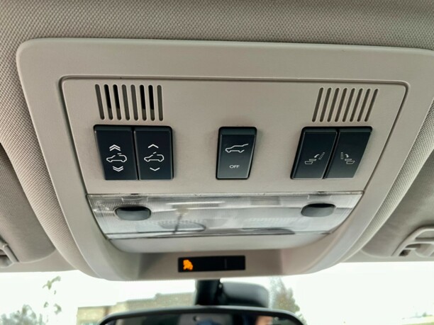 Cadillac Escalade III, 7 мест, 2007 г.