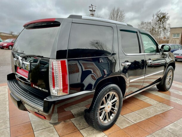Cadillac Escalade III, 7 мест, 2007 г.