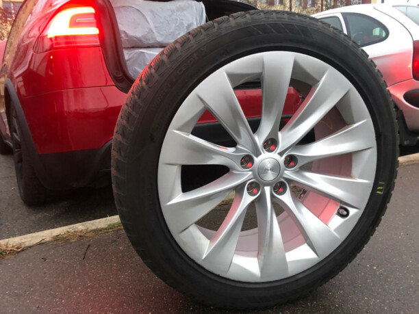 Tesla Model X, 7 мест, 2016 г.