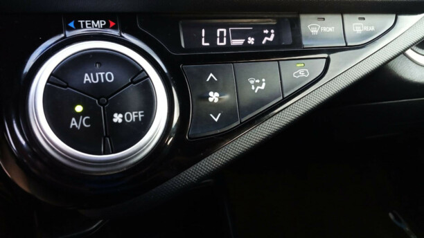 Toyota Prius C I · Рестайлинг, 2015 г.