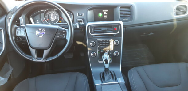 Volvo V60 I · Рестайлинг, 2017 г.