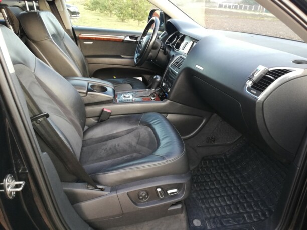 Audi Q7 4L, 7 мест, 2008 г.