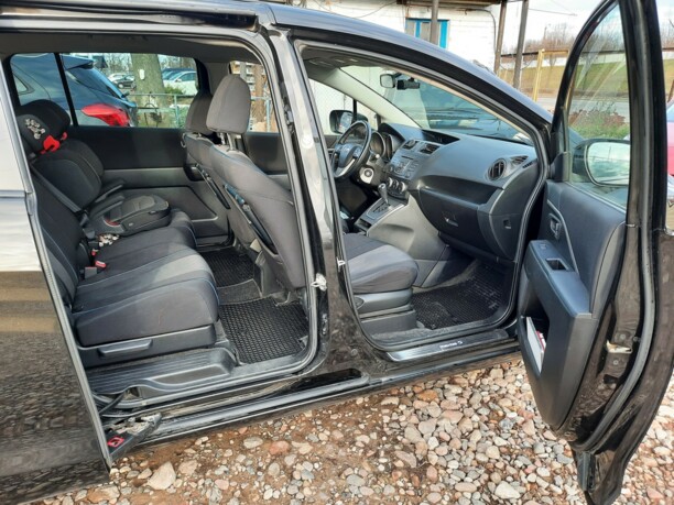 Mazda 5 II, 7 мест, 2011 г.