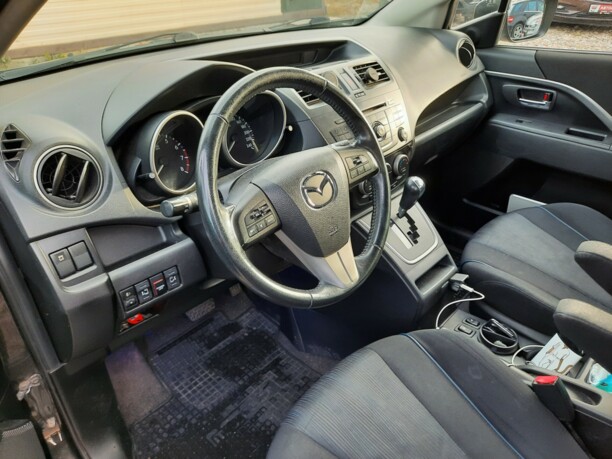 Mazda 5 II, 7 мест, 2011 г.