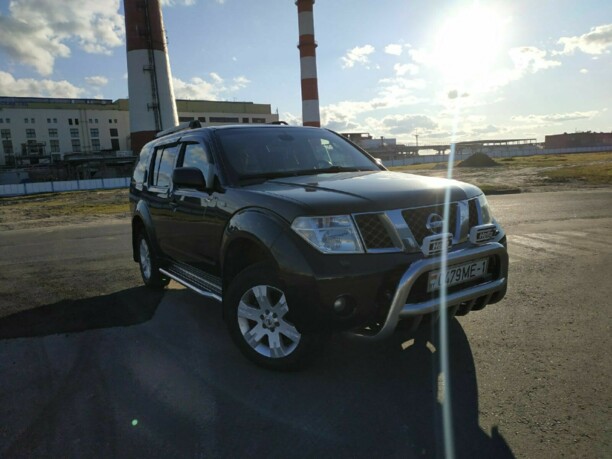 Nissan Pathfinder R51, 7 мест, 2005 г.