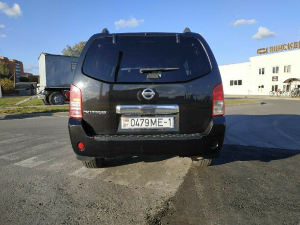 Nissan Pathfinder R51, 7 мест, 2005 г.