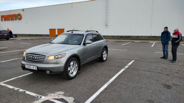 Infiniti FX I, 2004 г.