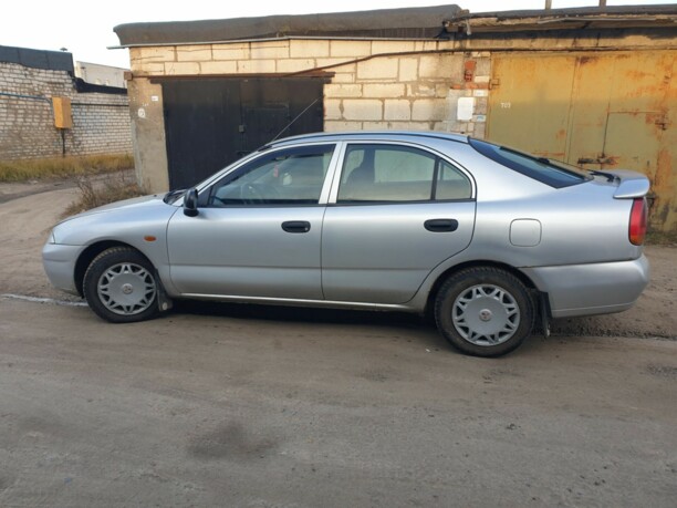 Mitsubishi Carisma I, 1998 г.