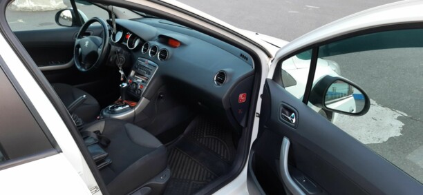 Peugeot 308 T7 · Рестайлинг, 2012 г.