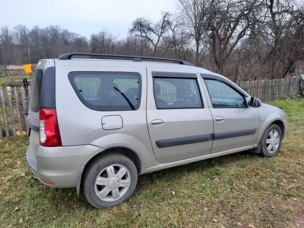 Lada (ВАЗ) Largus, 7 мест, 2015 г.