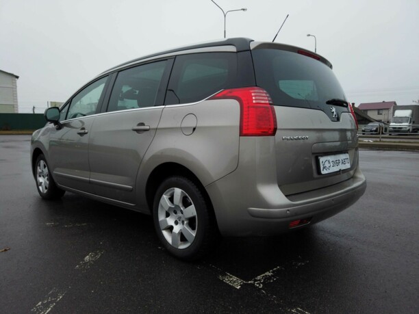 Peugeot 5008 I, 2011 г.