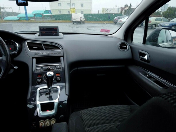Peugeot 5008 I, 2011 г.