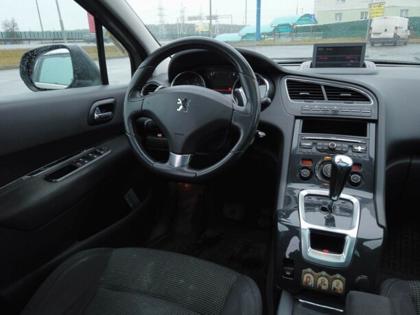 Peugeot 5008 I, 2011 г.
