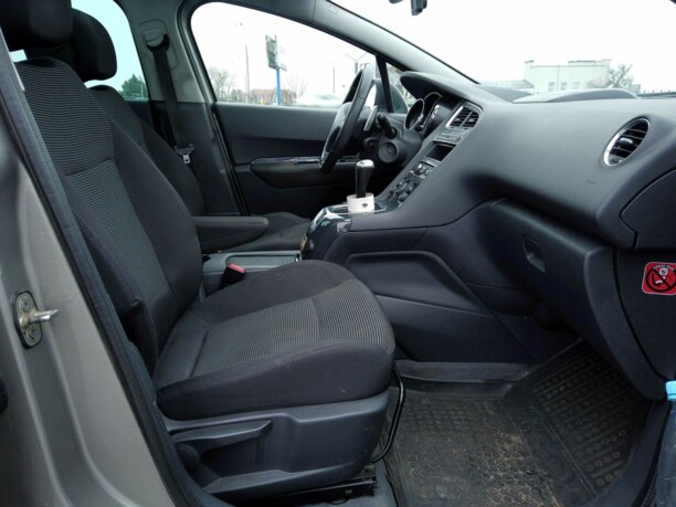 Peugeot 5008 I, 2011 г.