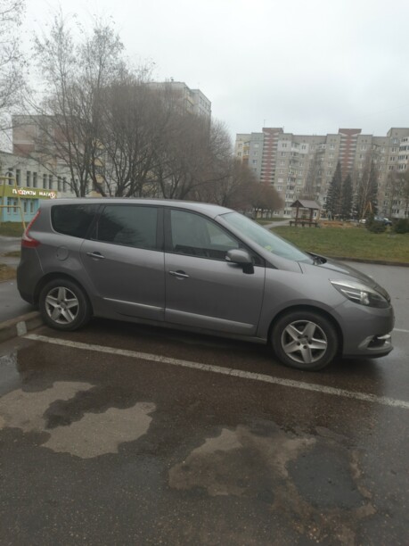 Renault Grand Scenic III · 2-й рестайлинг, 7 мест, 2015 г.
