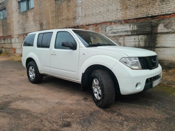 Nissan Pathfinder R51, 7 мест, 2007 г.