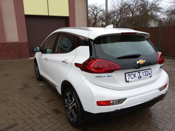Chevrolet Bolt, 2017 г.