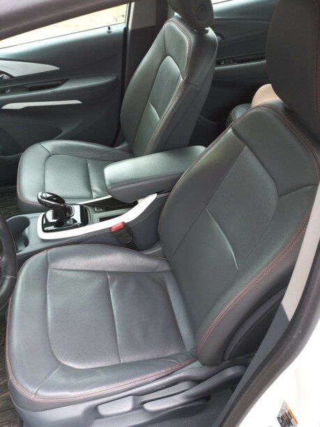 Chevrolet Bolt, 2017 г.