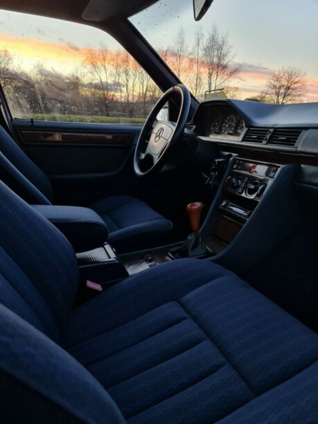 Mercedes-Benz E-Класс W124, S124, C124, A124, 1992 г.