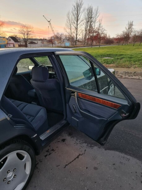 Mercedes-Benz E-Класс W124, S124, C124, A124, 1992 г.