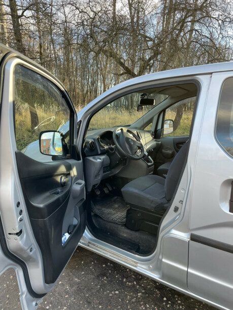 Nissan NV200, 2010 г.