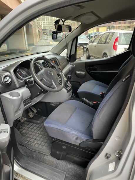 Nissan NV200, 2010 г.