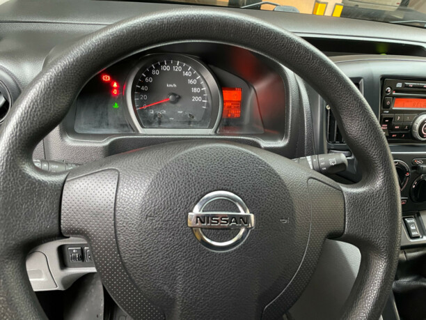Nissan NV200, 2010 г.