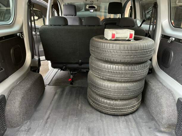 Nissan NV200, 2010 г.