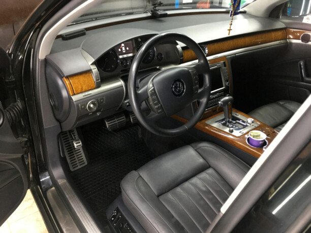 Volkswagen Phaeton I · 2-й рестайлинг, 2011 г.