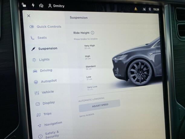 Tesla Model X, 7 мест, 2016 г.
