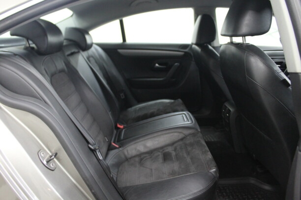 Volkswagen Passat CC I, 2010 г.