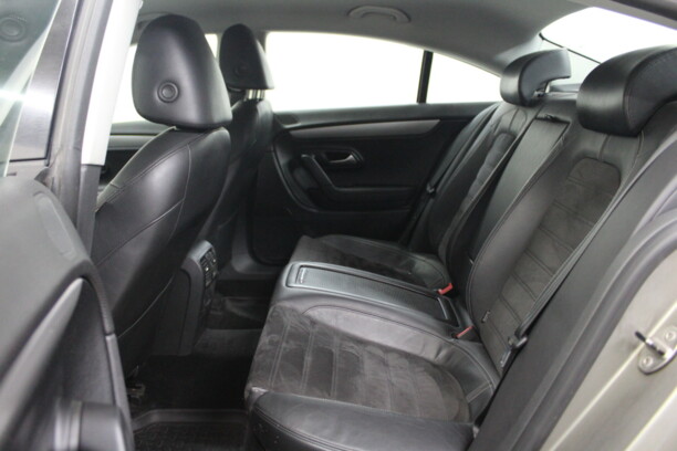 Volkswagen Passat CC I, 2010 г.