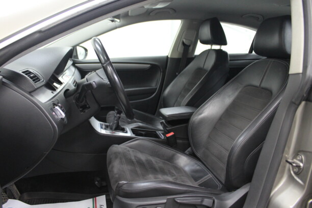 Volkswagen Passat CC I, 2010 г.