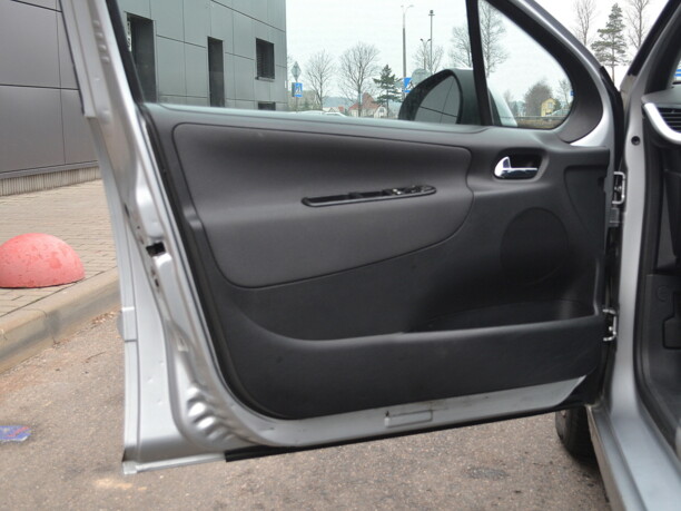 Peugeot 207 I · Рестайлинг, 2009 г.