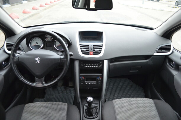 Peugeot 207 I · Рестайлинг, 2009 г.