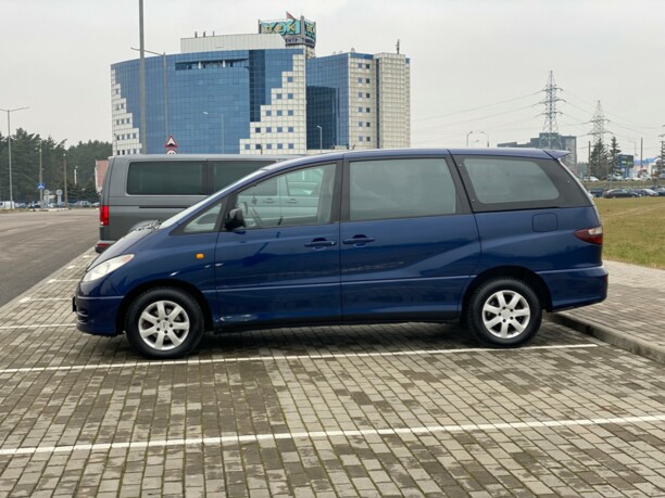 Toyota Previa II (XR30, XR40), 7 мест, 2001 г.
