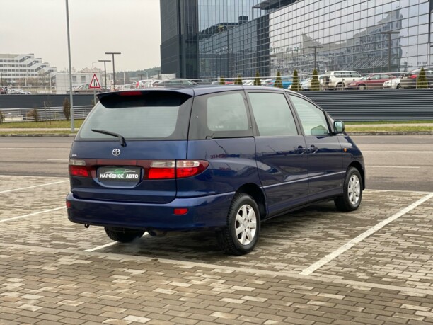 Toyota Previa II (XR30, XR40), 7 мест, 2001 г.