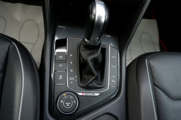 Volkswagen Tiguan II, 2017 г.