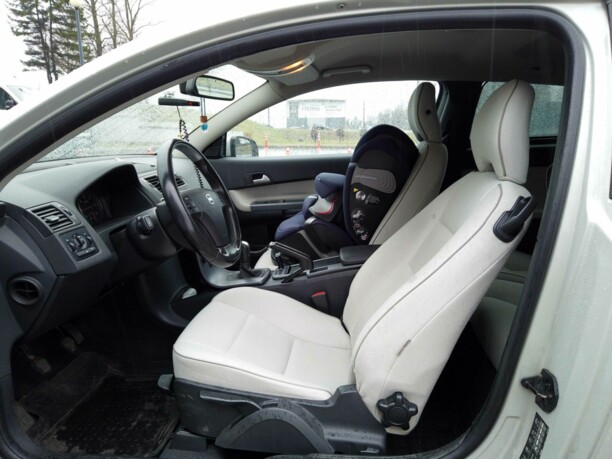 Volvo C30 I · Рестайлинг, 2010 г.