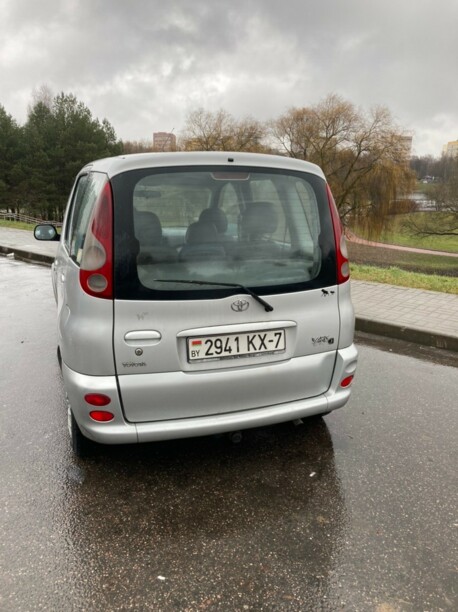 Toyota Yaris Verso, 2000 г.