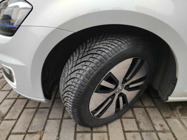 Volkswagen e-Golf VII, 2015 г.