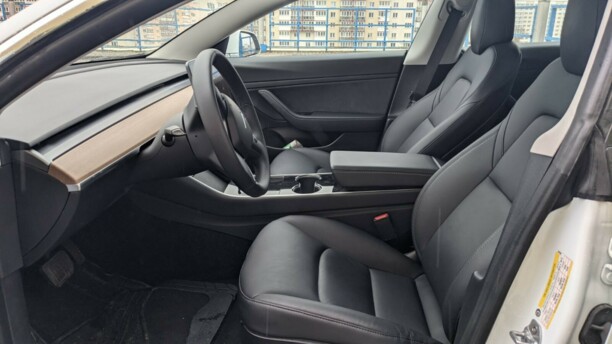 Tesla Model 3, 2020 г.