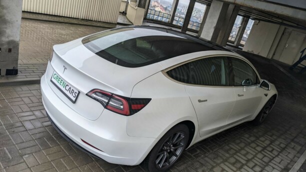 Tesla Model 3, 2020 г.